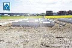 飯塚市コミュニティバス「椿」停まで徒歩7分＾＾