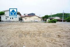 JR宇美駅徒歩11分、都心へのアクセス良好。スーパーやコンビニなども近く周辺環境充実。