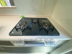 3口コンロなので、効率よくお料理が楽しめます。毎日のお料理も楽しくなりますね＾＾