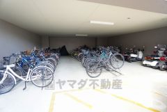 駐輪場は広々としたスペースで余裕を持って停めることができます＾＾