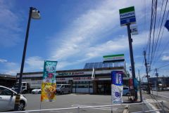 ファミリーマート　ドラッグイレブン志免