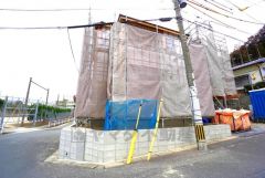 コンビニ・スーパー・ドラッグストアまで徒歩9分圏内＾＾