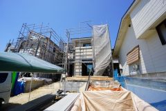 コンビニまで徒歩7分。イオン乙金まで徒歩13分。大野東小中学校まで徒歩9分圏内＾＾ 南向きで日当り良好です＾＾