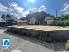 西鉄「都府楼前」駅まで自転車で10分（1.6ｋｍ）そこから西鉄福岡（天神）駅まで電車23分。乗り換えなし＾＾