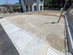 カースペースは並列3台分。ご夫婦で1台ずつと友人や急な来客があっても安心です＾＾