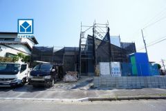 角地・平屋住宅。敷地面積広々74坪。 コンビニまで徒歩11分。 西鉄バス「飛岳団地」停まで徒歩3分。