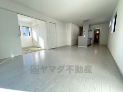 家族が集まる開放的なリビング。約17.7帖の大空間で毎日のお食事が楽しみです＾＾思い思いの時間を過ごしたり、家族みんなで食事をしたり、素敵な団らんの場になりますね。