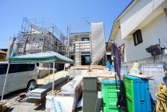 2025年4月現地撮影写真。 2025年5月下旬完成予定。 同一ハウスメーカー物件内覧可能です。お気軽にお問い合わせください＾＾