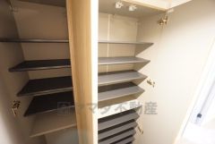 たっぷり収納できるシューズボックス付きです＾＾ご家族全員の靴を収納できます。