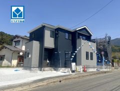 敷地面積広々56坪。 西鉄バス極楽寺停まで徒歩1分。 コンビニまで徒歩14分。ミスターマックスまで徒歩15分＾＾