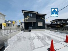 オール電化＾＾並列駐車2台。お庭付き＾＾ JR田川後藤寺駅まで自転車で約12分＾＾敷地面積広々55坪以上