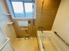 1日の疲れを癒すくつろぎのバスルーム。