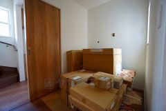 （設置予定）収納が隠れて使いやすい、シャワー付き三面鏡洗面ドレッサーです。朝の準備もぬかりなくできます。