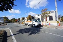 右から、5号棟・6号棟・7号線・8号棟建設予定。徒歩10分圏にスーパー・ドラッグストア・病院・郵便局・銀行・大野南小学校・幼稚園・保育園も＾＾