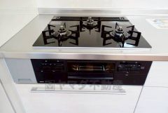 3口コンロなので、効率よくお料理が楽しめます。毎日のお料理も楽しくなりますね＾＾