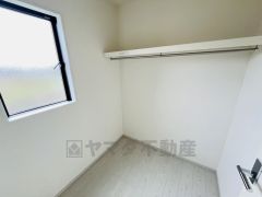 ファミリークローク。書斎や趣味の道具などを収納できます＾＾