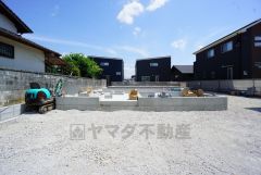 新飯塚駅まで徒歩5分の西鉄バス市立病院停から乗車29分。