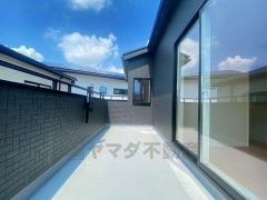 幅広のバルコニーは日当り風通し良好です＾＾