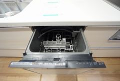 家事の時間が短縮できるフルオープンで開けやすい食器洗い乾燥機付。食事後に家族とのくつろぎタイムをしっかり取れます。