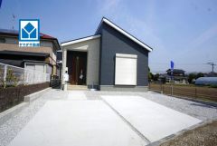 最新の設備で気持ちの良い新生活を送りませんか。毎日のお料理やバスタイムが楽しみになりますね。お気に入りの家具とインテリアで素敵な部屋を作りましょう。