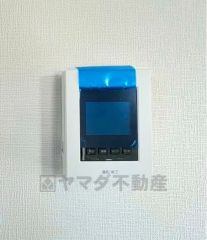 同仕様写真。防犯性、セキュリティ対策に安心できるテレビモニター付きインターフォンです。セールスマン対策にもなり安心できます。