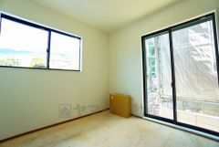 ＬＤＫに隣接する和室です。様々な使用用途で活躍しそうです。