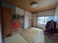 ホッとできる和室を用意。お子様のお昼寝スペースや書斎としてなど、いろいろとお使い頂けます。
