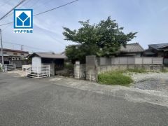 コンビニまで徒歩4分。スーパーまで徒歩5分。イオンモール福岡まで車で約6分。（1.7ｋｍ） 西鉄バス東志免停まで徒歩3分＾＾