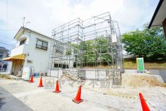 広々お庭で、バーベキュー、ガーデニング、お子様のプールなど大活躍です。