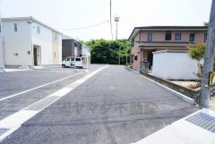 前面道路は北西側に6.98～7.51ｍ。 光熱費を削減できるオール電化。お家の中で火を使わないので安全です＾＾