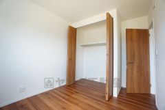 各部屋に収納が完備されているので、お荷物が多くなっても安心の設計です。