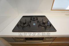 3口コンロなので、効率よくお料理が楽しめます。毎日のお料理も楽しくなりますね＾＾