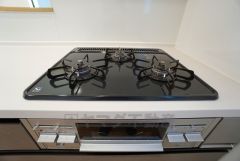 3口コンロなので、効率よくお料理が楽しめます。毎日のお料理も楽しくなりますね＾＾