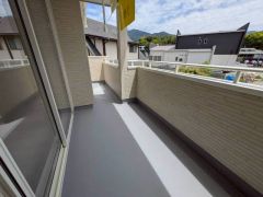 お天気の良い日はお洗濯物がよく乾きそうな日当たり良好のバルコニー バルコニーから広がる開放的な眺望。視界が抜けており、心地よい景色が楽しめます＾＾