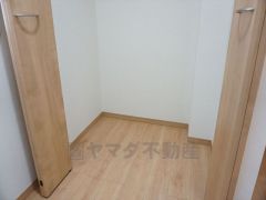 同仕様写真。フリーコーナーです。季節の衣装や趣味の道具などの収納スペースとして活用出来ます。