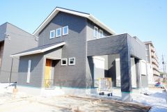 最新の設備で気持ちの良い新生活を送りませんか。毎日のお料理やバスタイムが楽しみになりますね。お気に入りの家具とインテリアで素敵な部屋を作りましょう。