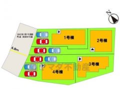 4号棟。全4棟ともカースペース2台付き＾＾ 6.8ｍの広々とした前面道路で、駐車もスムーズに停めやすいです＾＾