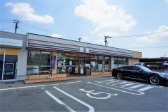 セブンイレブン　福岡春日店