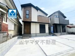 西鉄バス停徒歩8分。スーパー・コンビニ歩10分圏内＾＾