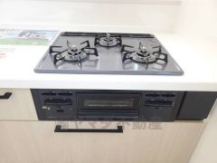 3口コンロなので、効率よくお料理が楽しめます。毎日のお料理も楽しくなりますね＾＾