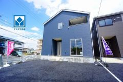 新原駅まで徒歩7分。コンビニまで徒歩9分。