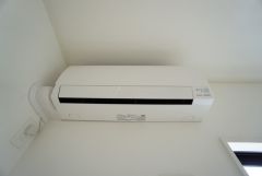 夏や冬に欠かせないエアコンは標準装備です。