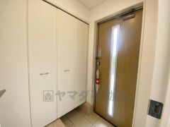 大容量のシューズボックスも完備しているので、キレイな玄関を保てますね＾＾