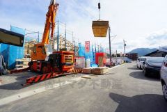 前面道路は6.2ｍ。 お車の離合もスムーズです＾＾ 大型車の通行がなく、騒音や振動が少ないので静かで快適な生活を送れます。