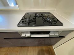 3口コンロなので、効率よくお料理が楽しめます。毎日のお料理も楽しくなりますね＾＾