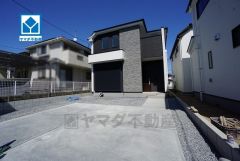JR大野城駅まで徒歩6分の西鉄バス牛頸停から乗車14分。スーパー・コンビニ・ドラッグストアまで徒歩8分圏内とお買い物が便利＾＾