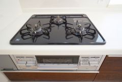 3口コンロなので、効率よくお料理が楽しめます。毎日のお料理も楽しくなりますね＾＾