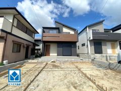 西鉄天神大牟田線「白木原」駅自転車で約13分（2ｋｍ）西鉄バス「きじがお公園」停徒歩2分＾＾