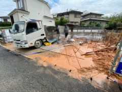 駐車スペースはゆとりある3台分を確保。マイカー用に、お客さま用に、余裕を持ってご利用いただけます。