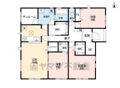 リビングは16帖の開放感あふれる空間です。全居室6帖以上と広々。サンルーム、シューズインクローク、パントリー、WIC完備。